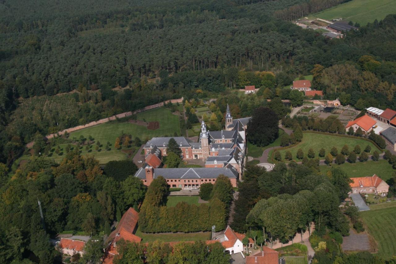 De Vrolijcke Bosmuis Bed and Breakfast Bergeijk Esterno foto